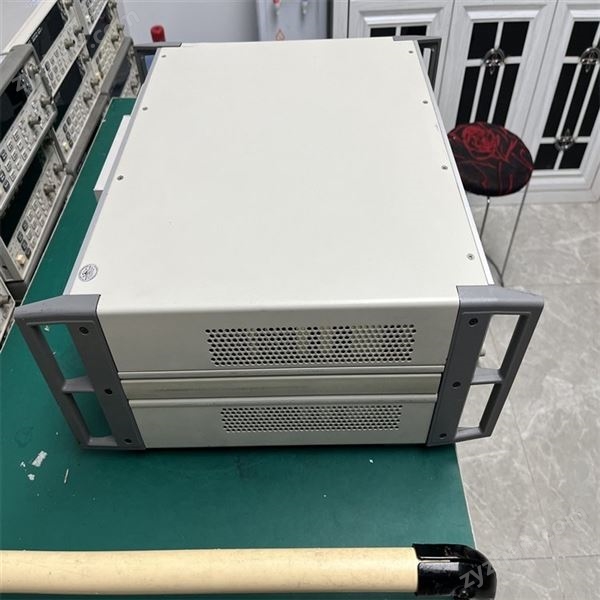 福祿克FLUKE 5500A、5720A校準儀圖片